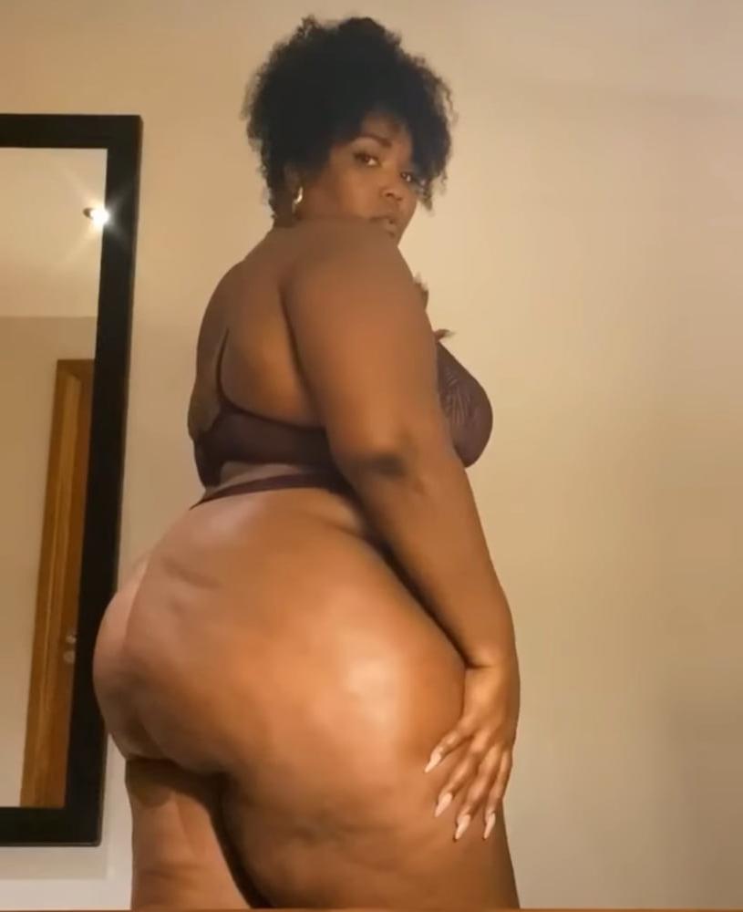 25P Amateur ebony mature wives and girlfriends pt.15