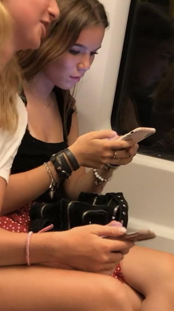 9P Upskirt brunette teen