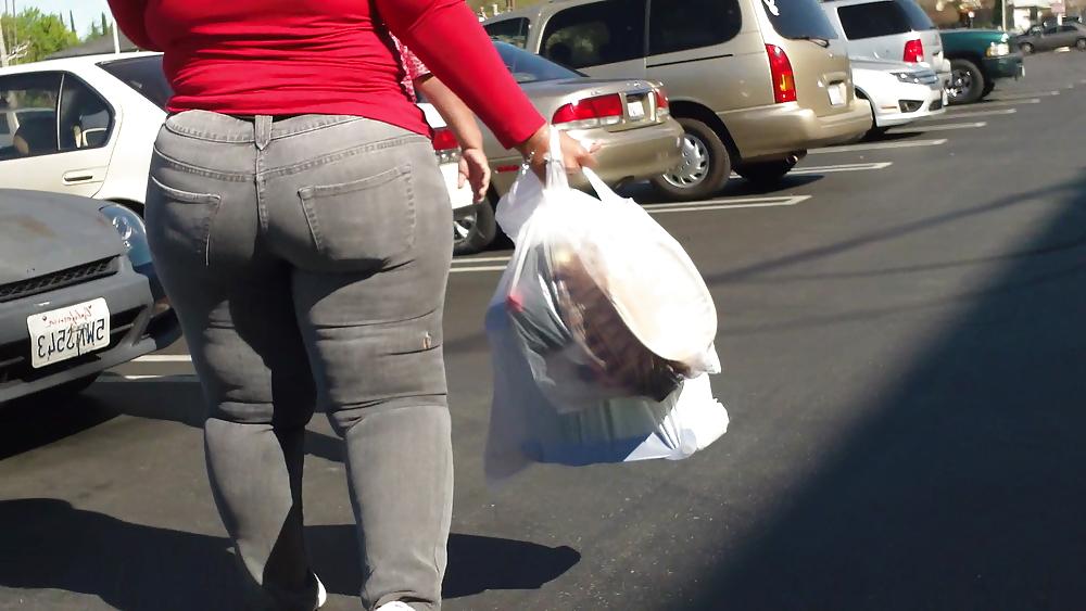 25P Really big sexy teen ass & butt looking fine!!