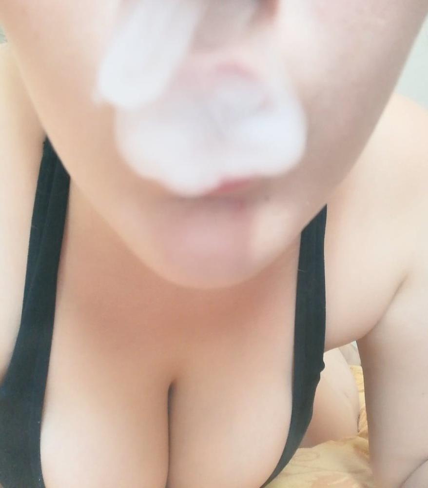 25P Lu Lu leaked teen selfies