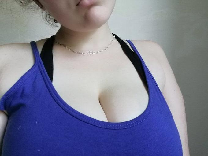 25P Lu Lu leaked teen selfies