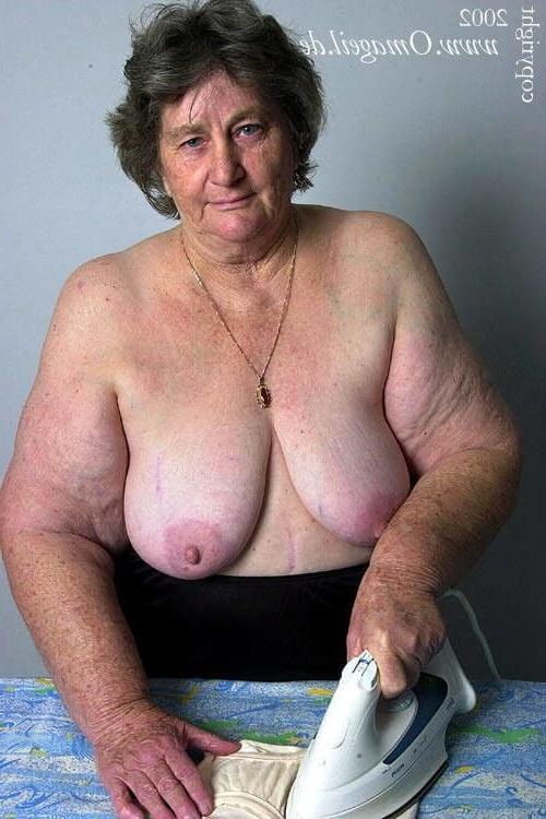 25P Big Granny Mary