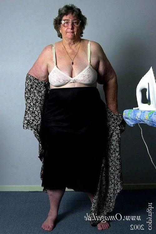 25P Big Granny Mary