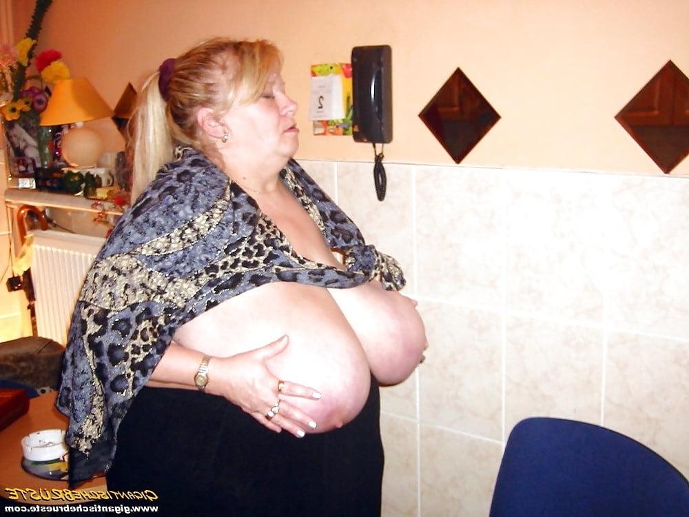 25P POLISH GRANNY WITH HUGE TITS