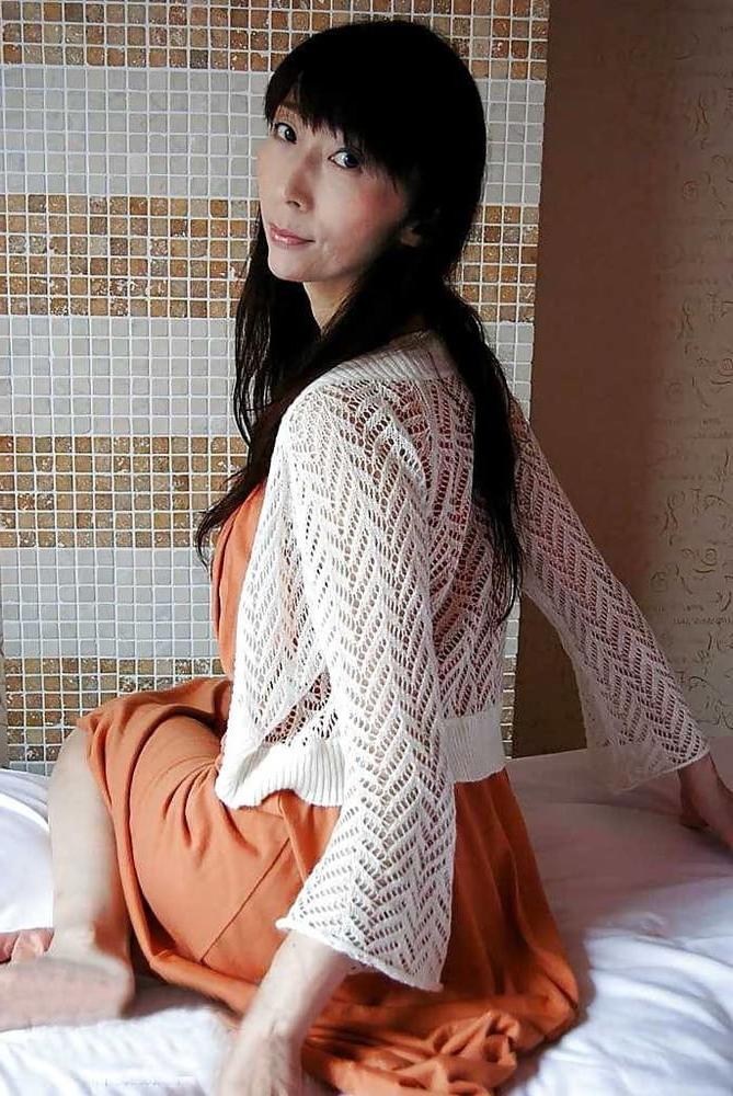 9P Amateur Asian 2535