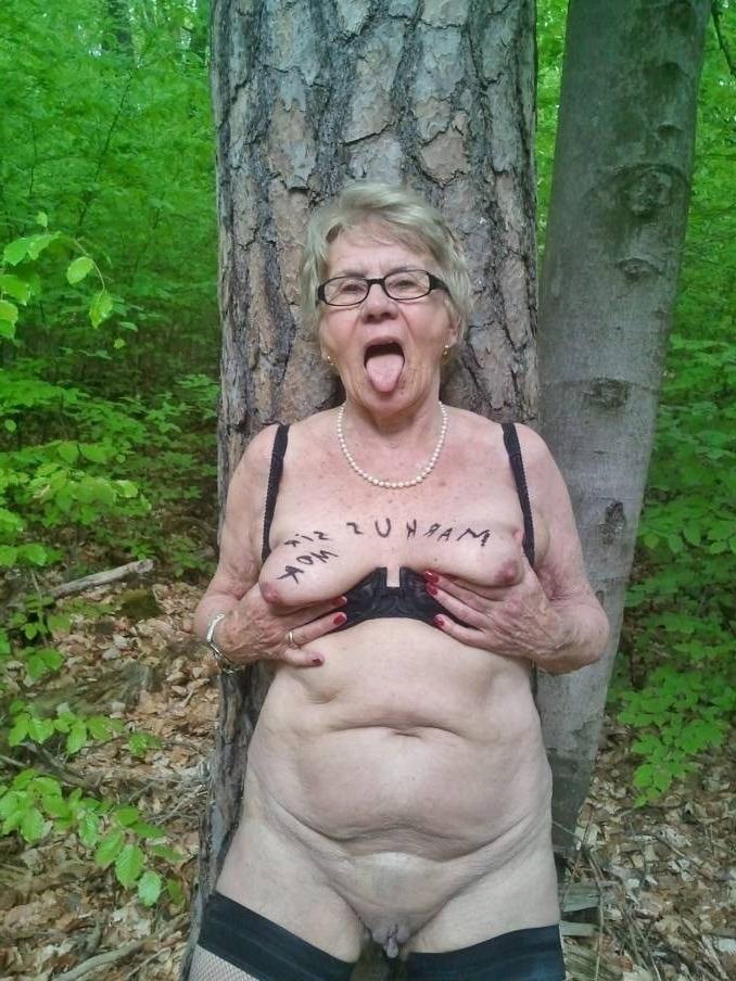16P 816 - old granny mature amateur sexy panties hairy wives