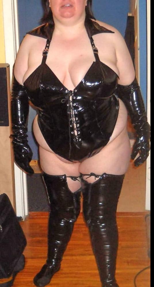 17P Norwegian  BBW granny