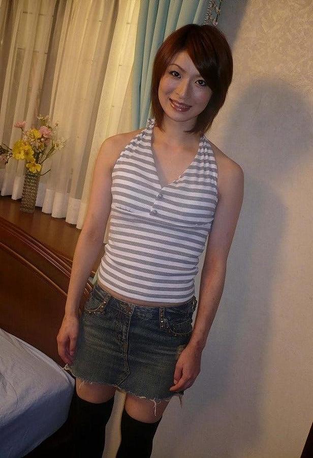 10P Amateur Asian 2526