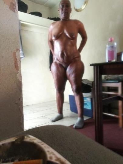 11P 60 year old granny got a DONK