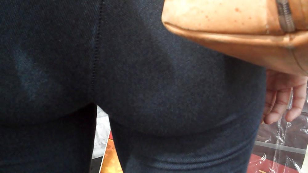 25P Butt & ass so nice to see & up close POV