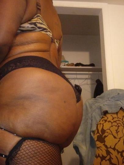 5P 57 year old Grey head granny been a freak