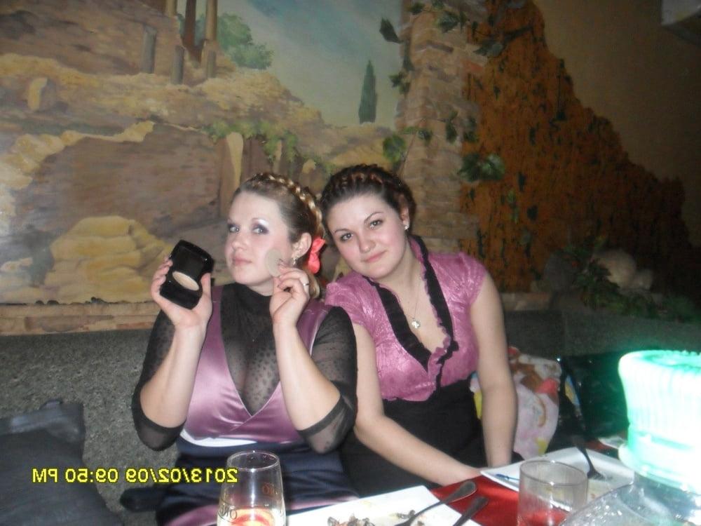 12P Busty Russian Woman 3706