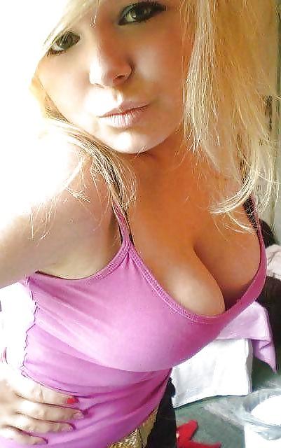 25P Not Nude But Very Hot Tits 03