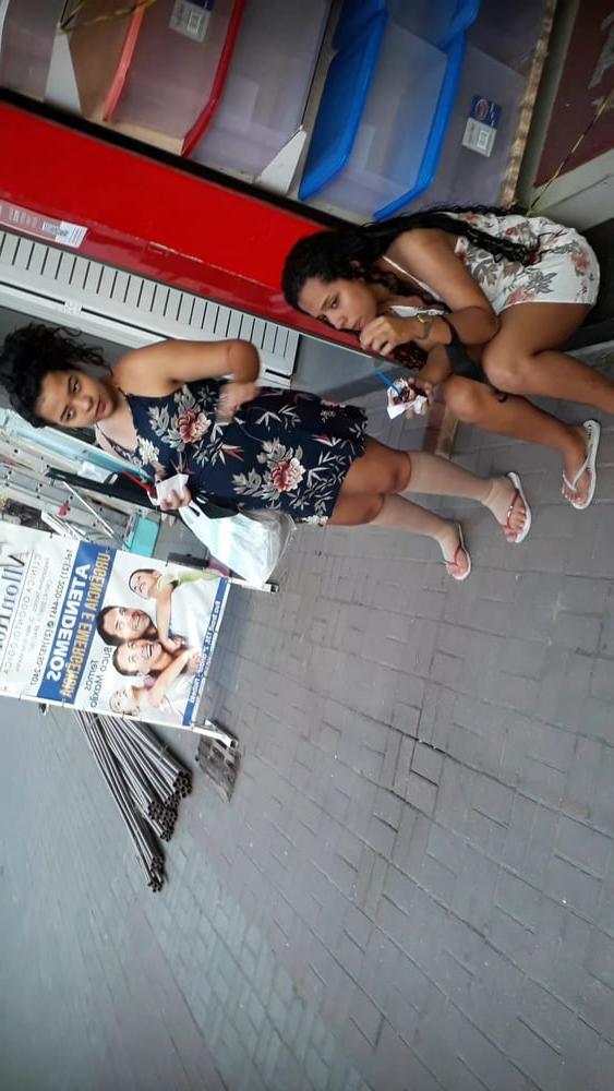 25P upskirt tenny