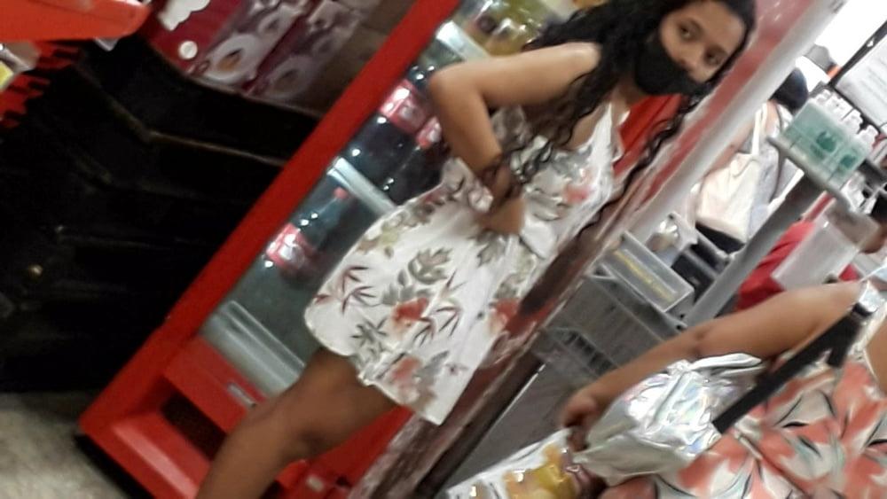 25P upskirt tenny