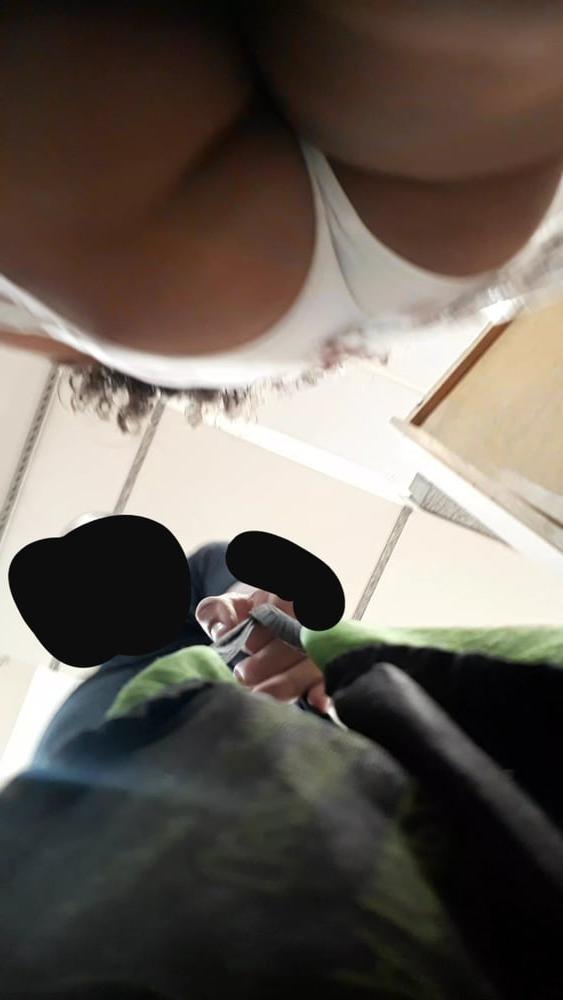 25P upskirt tenny