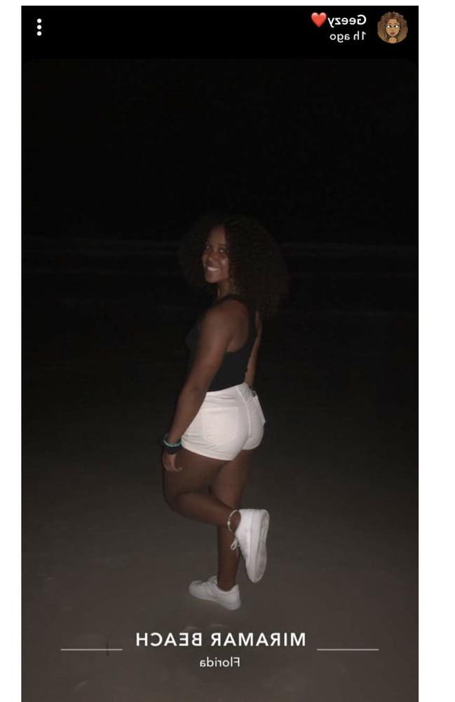 25P Thicc black girl