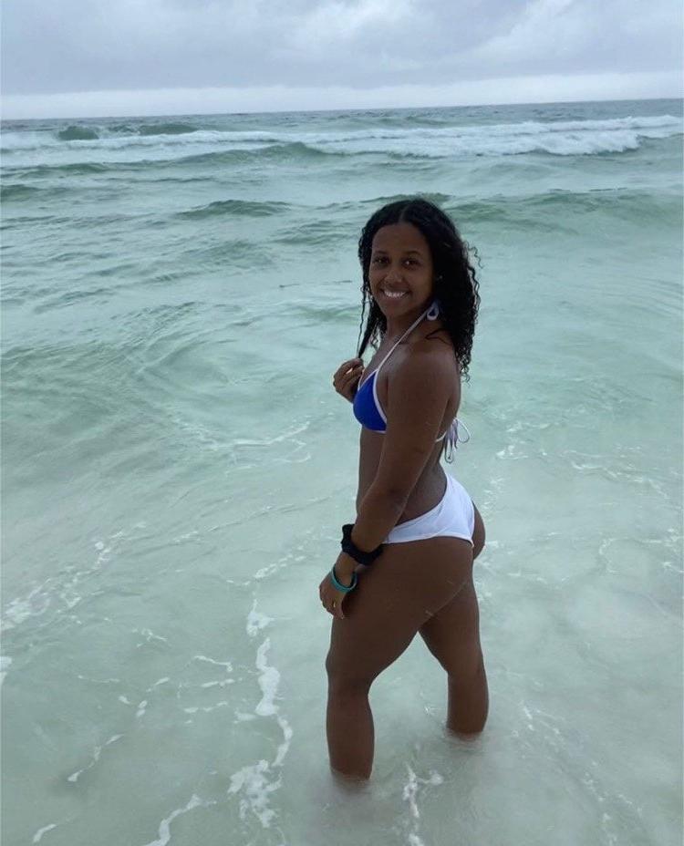 25P Thicc black girl