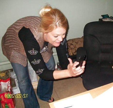 25P Mature porn gals candid photos.
