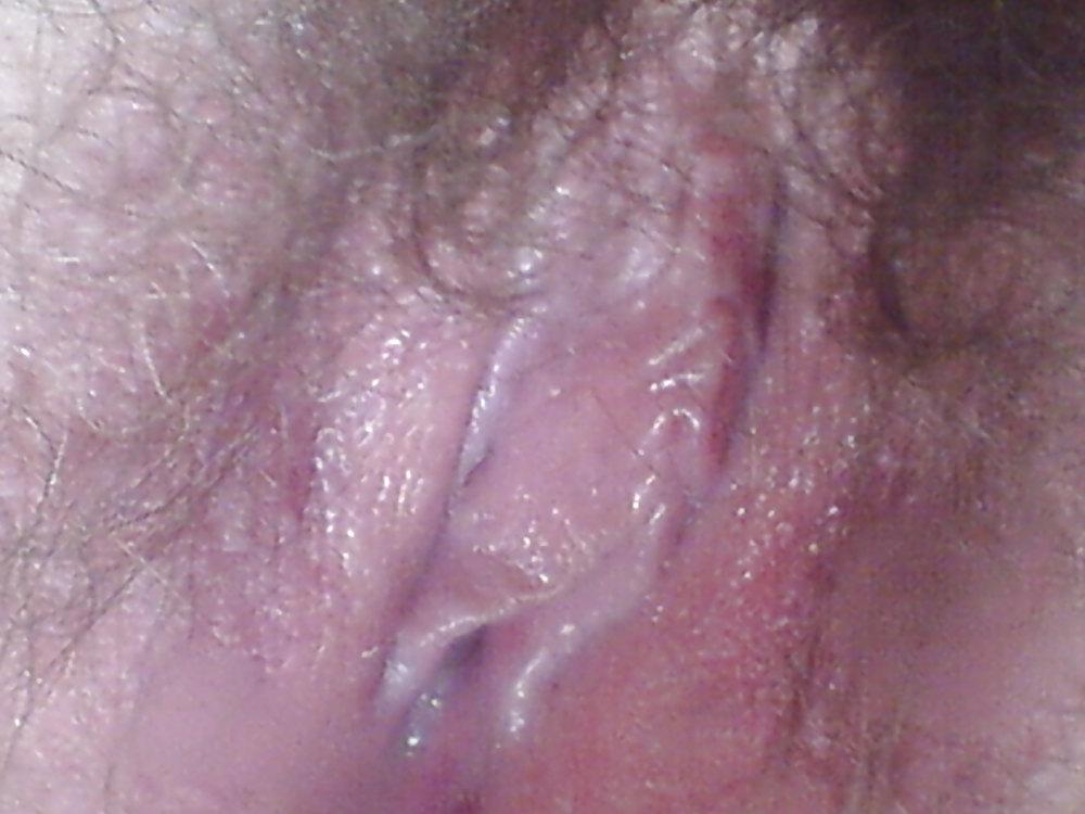 4P Hairy pussy close up