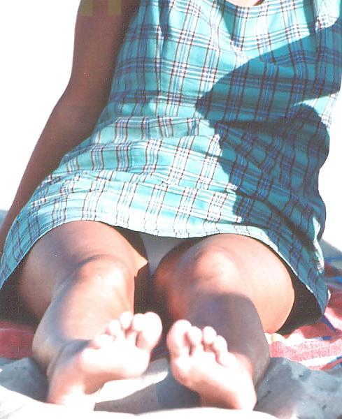 25P UPSKIRT