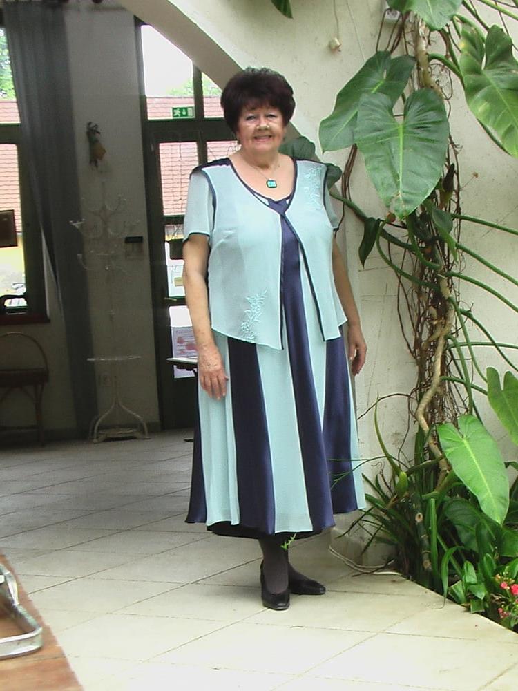 19P BBW - Mature - Clothed 7