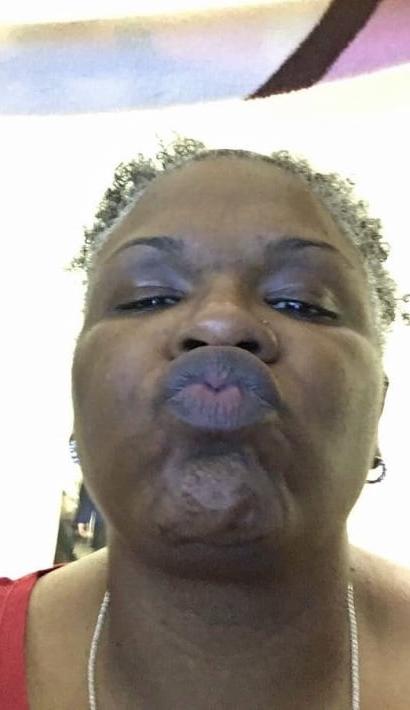 5P 55 year old granny need MEAT