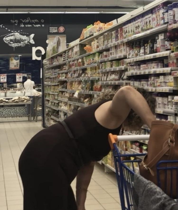 22P Supermarket Granny 12