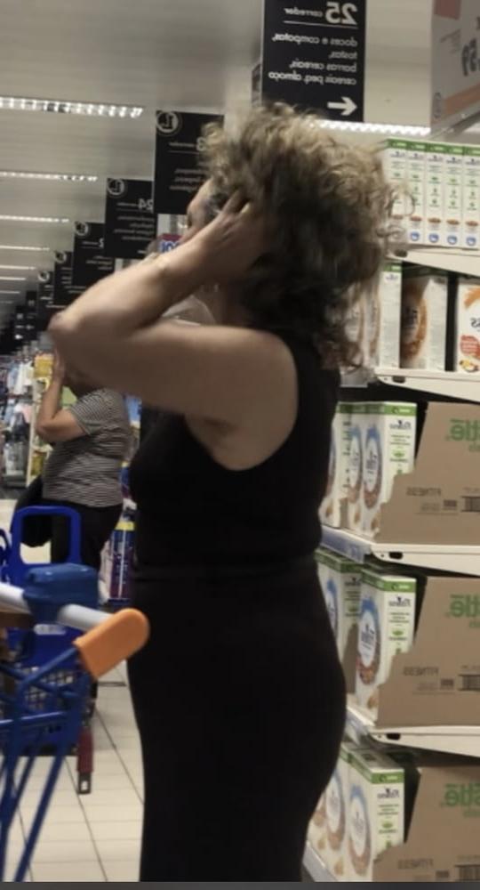 22P Supermarket Granny 12