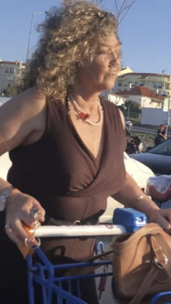 22P Supermarket Granny 12