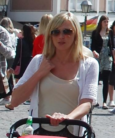 25P Horby teen voyeur - Comment pls