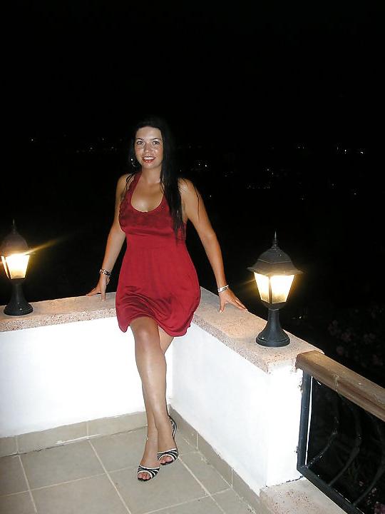 9P Sexy Turkish Milf Legs