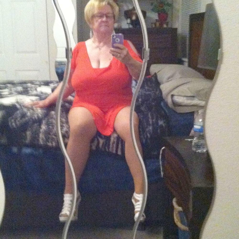 14P Non-nude big titted granny
