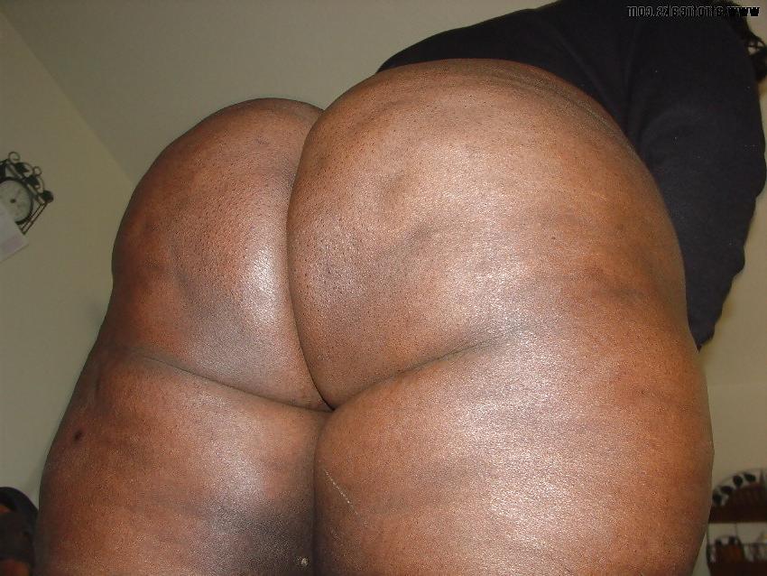 15P AMATUER Donks:  G.I.L.F  with a MONSTER SIZED BUTT