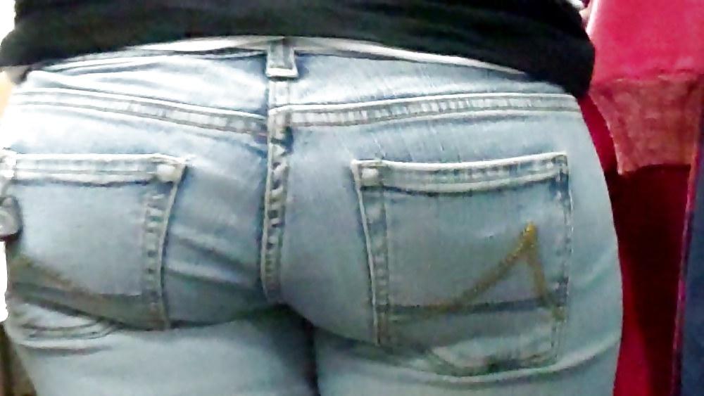 25P Tight sexy butt & ass in jeans 