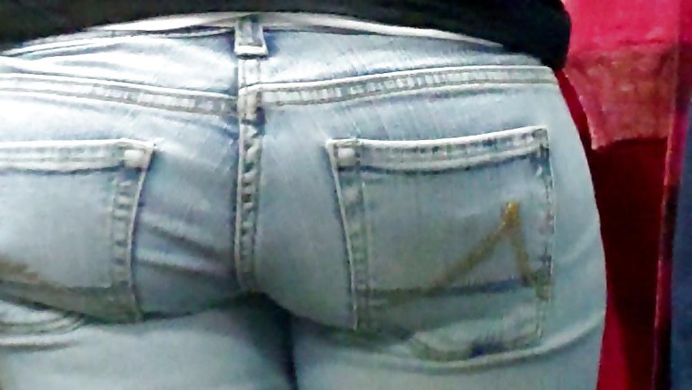 25P Tight sexy butt & ass in jeans 