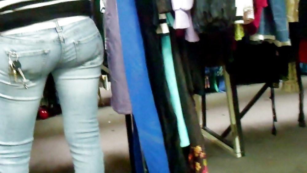 25P Tight sexy butt & ass in jeans 