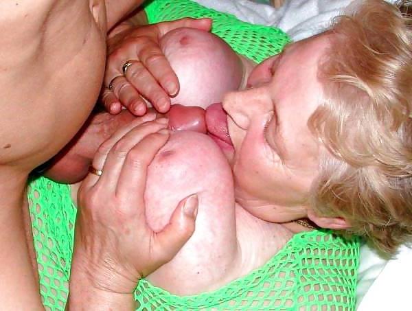 25P Fucking horny granny's