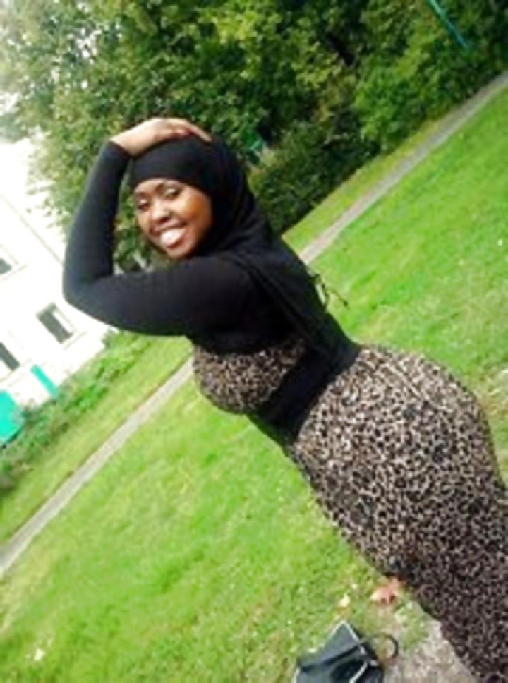 12P Ebony beauties