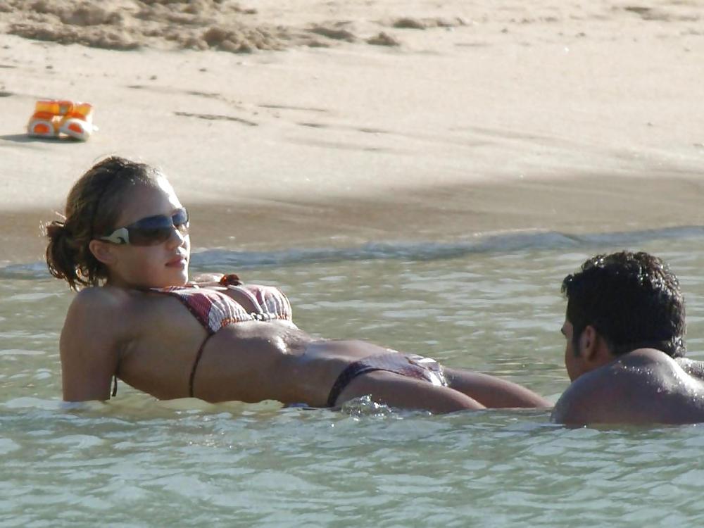 25P Jessica Alba
