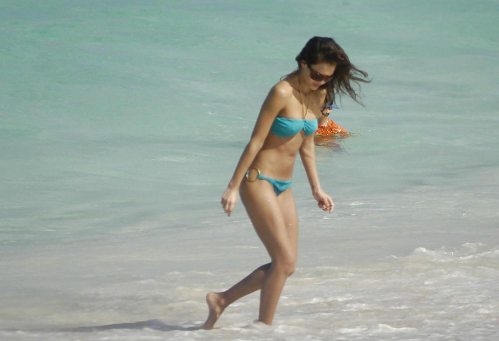 25P Jessica Alba