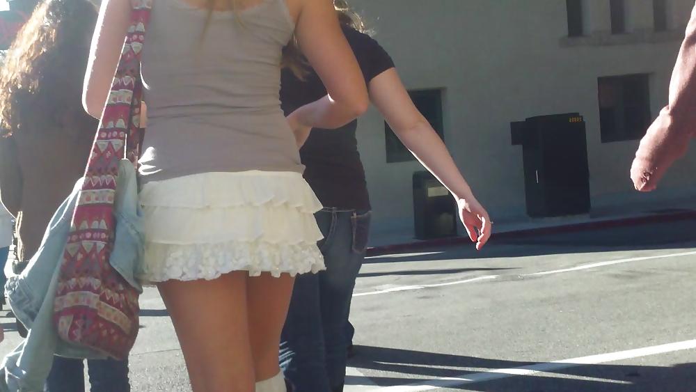 25P Teen ass & butt in small sexy mini skirt 