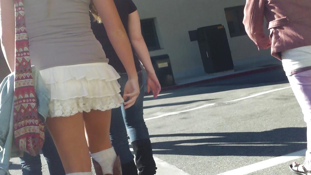 25P Teen ass & butt in small sexy mini skirt 