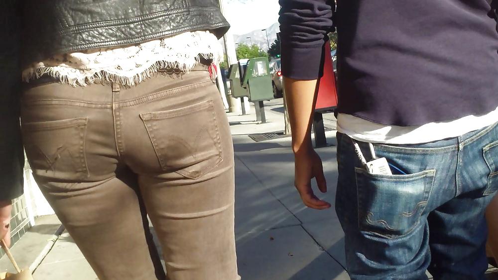 25P Beautiful sexy teen butt & ass in brown jeans