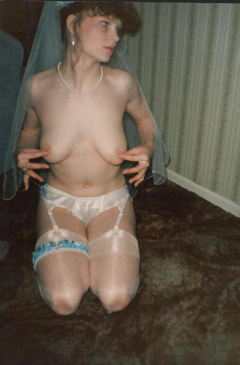 25P Nude Brides