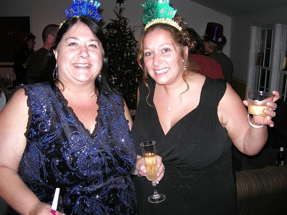20P Busty women 273 (Clothed special)