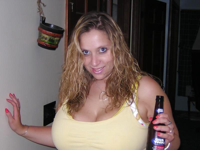20P Busty women 273 (Clothed special)
