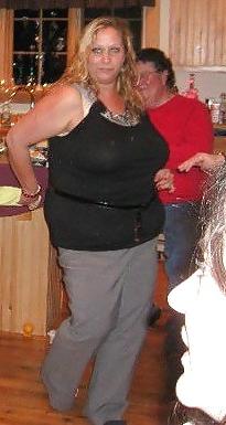 20P Busty women 273 (Clothed special)