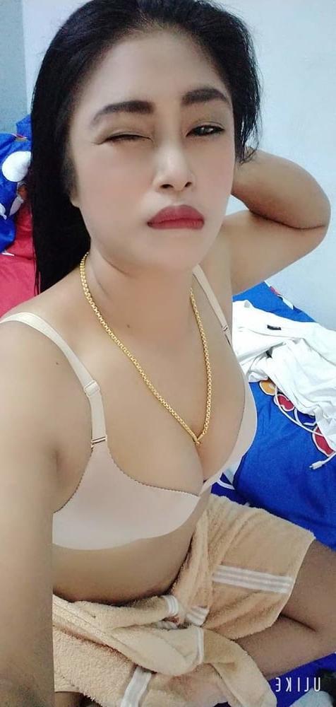 25P Gadis cantik besar