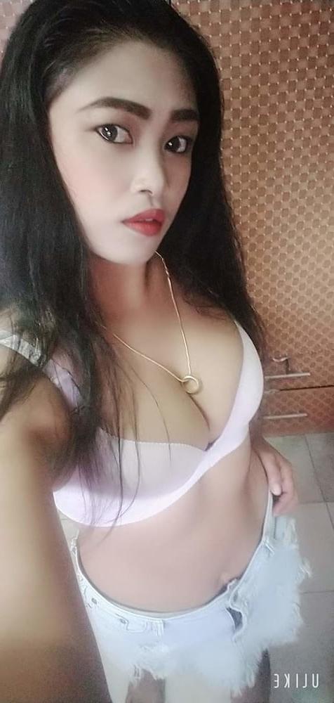 25P Gadis cantik besar